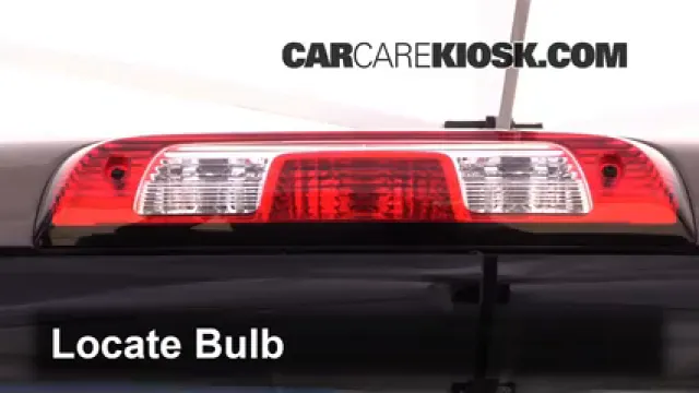 2015 Chevrolet Silverado 1500 LT 4.3L V6 FlexFuel Extended Cab Pickup Éclairage Feu de freinage central (remplacer l'ampoule)